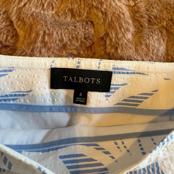 Talbots Elegant Cream and Blue Mini Skirt size 6 - Picture 2 of 9